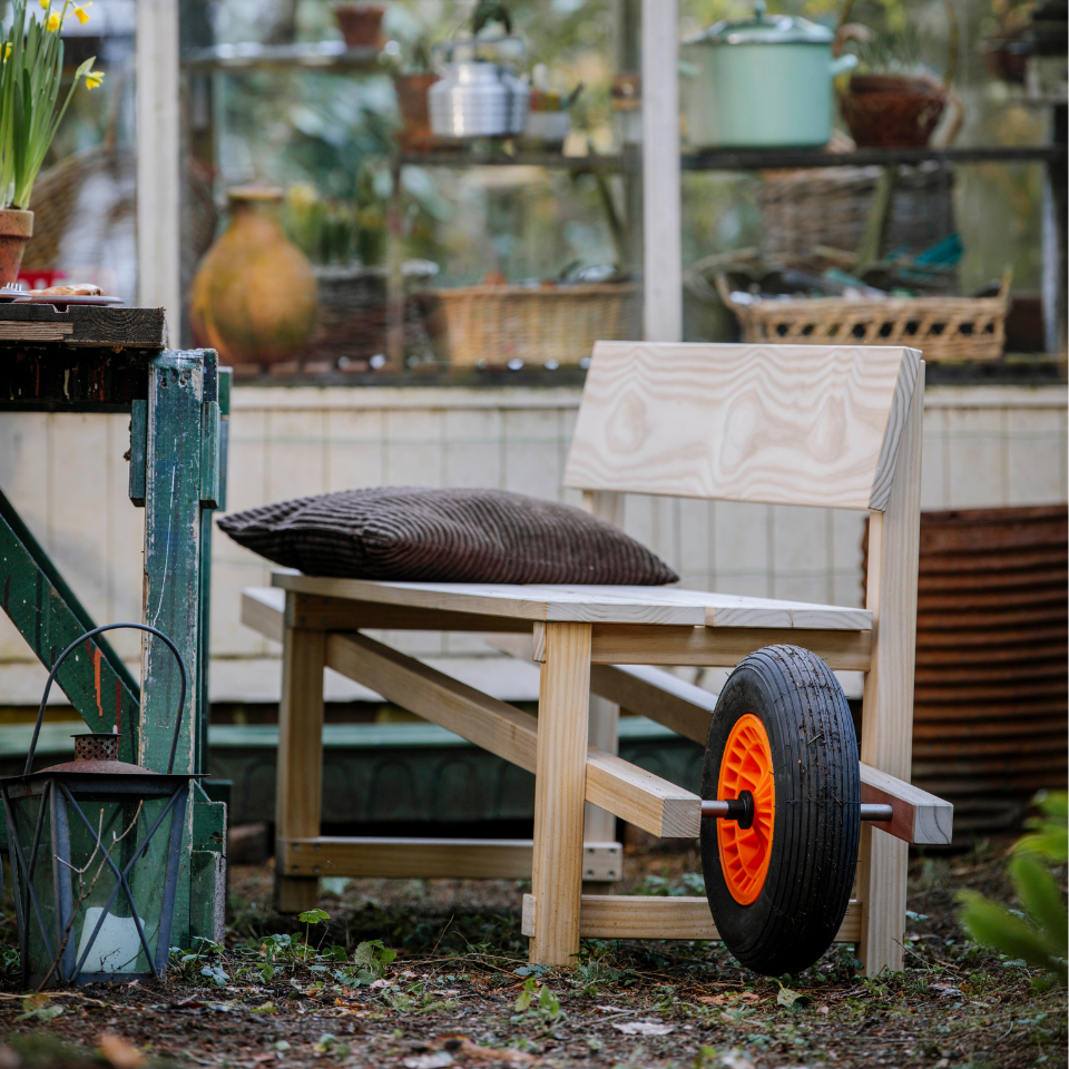 Wheelbench Oak