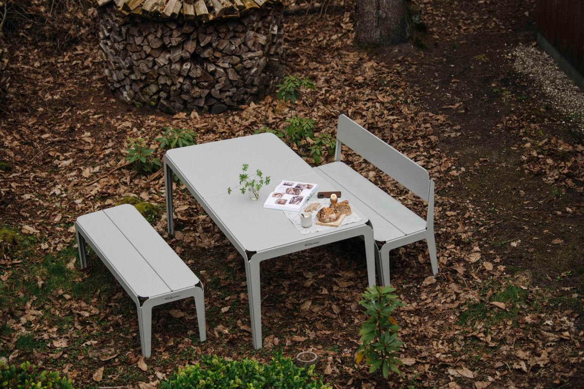 Bended Table