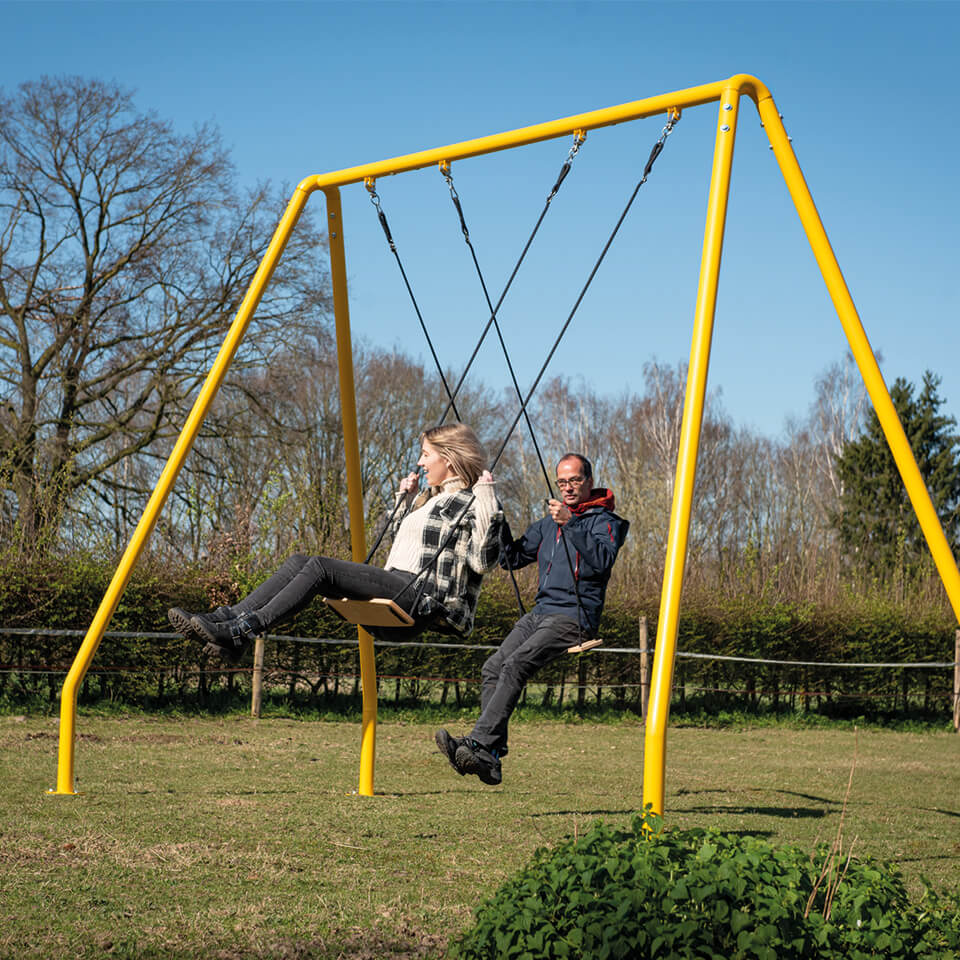 Weltevree-serious-swing-for-adults