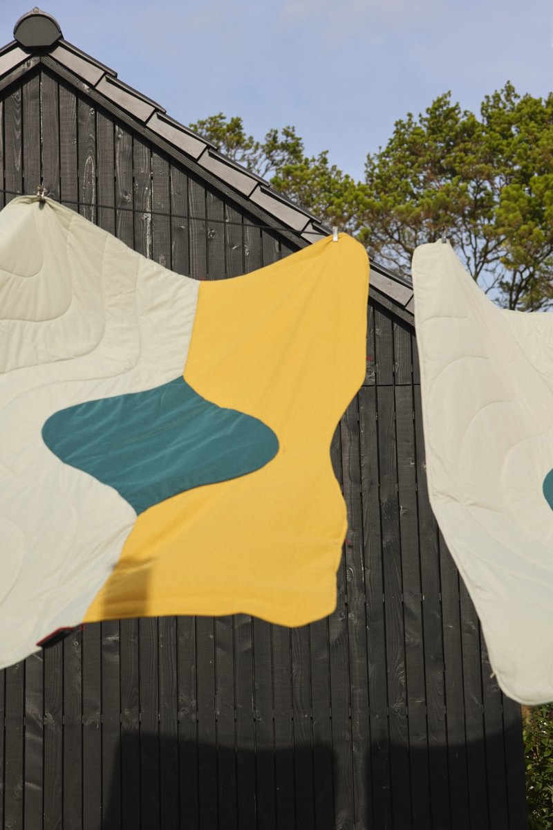 Weltevree x Stoov: Huge Hug - Design Meets Dawn