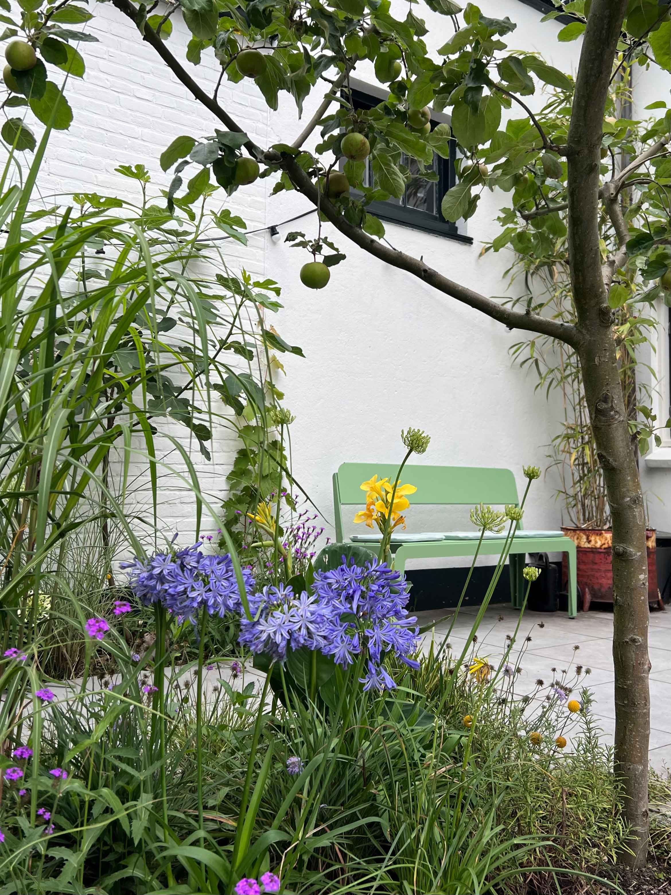 Weltevree-bended-bench-gooise-mannen
