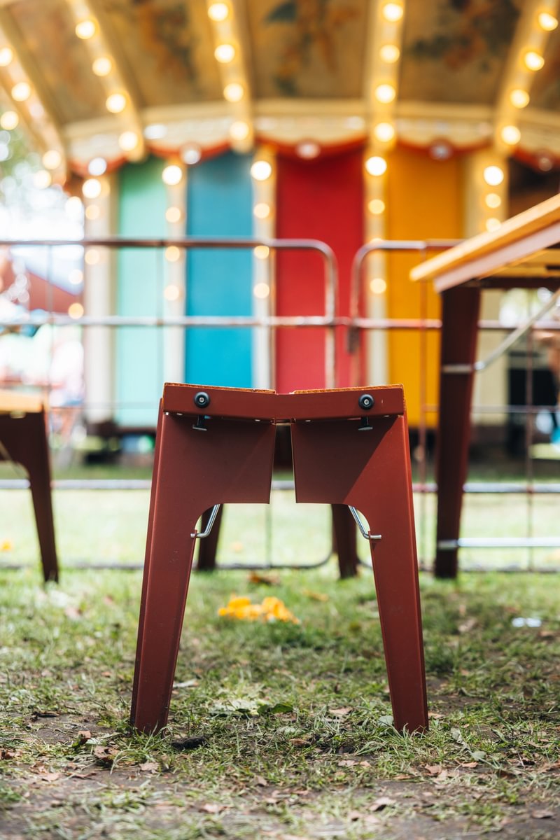 Salut Beertable, Beerbench and 3 Flip-up chairs